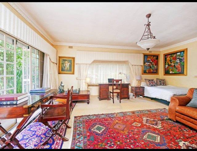 BEDROOM HOUSE FOR SALE IN BRYANSTON